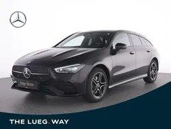 Schwarz metalliclack kosmossch Gebraucht 2024 Mercedes CLA250e Shooting Brake AMG Kombi | 35.835 € (Fairer Preis)