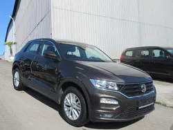 Schwarz Gebraucht 2019 VW T-Roc Basis SUV | 18.990 € (Fairer Preis)
