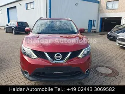 Rot Gebraucht 2016 Nissan Qashqai Visia SUV | 9.690 € (Guter Preis)