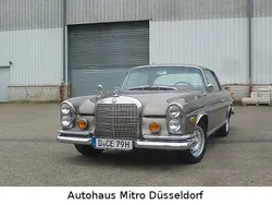 Mercedes W111