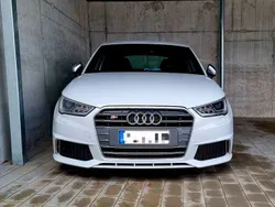 Weiß Gebraucht 2015 Audi S1 Ambiente Kleinwagen | 22.499 € (Teuer)
