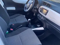 Weiß Gebraucht 2013 Toyota Yaris Kleinwagen | 4.800 €