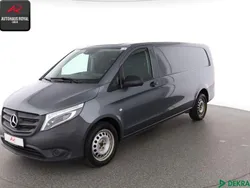 Grau Gebraucht 2019 Mercedes Vito Van / Kleinbus | 26.880 € (Fairer Preis)