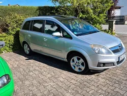 Silber Gebraucht 2007 Opel Zafira Van / Kleinbus | 5.000 € (Teuer)