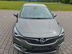 Grau Gebraucht 2020 Opel Astra Business Kombi | 13.900 € (Etwas zu teuer)