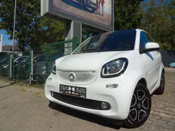 Weiß Gebraucht 2016 Smart ForTwo Coupé Prime Coupé | 9.590 € (Fairer Preis)