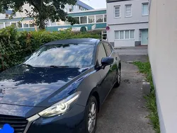 Braun Gebraucht 2018 Mazda 3 Kombi | 14.900 € (Fairer Preis)