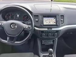 Grau Gebraucht 2017 VW Sharan Comfortline Van / Kleinbus | 18.800 € (Teuer)