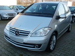 Silber Gebraucht 2010 Mercedes A160 Elegance Limousine | 7.990 € (Etwas zu teuer)