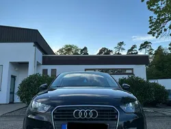 Schwarz Gebraucht 2011 Audi A1 Attraction Kleinwagen | 7.000 € (Fairer Preis)