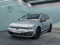 Silber Gebraucht 2024 VW Golf Alltrack Kombi | 42.700 € (Teuer)