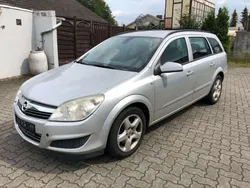 Silber Gebraucht 2007 Opel Astra Edition Kombi | 2.900 € (Fairer Preis)