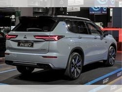 Weiß Neu 2025 Mitsubishi Outlander Basis SUV | 47.990 €