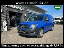 Blau Gebraucht 2019 Mercedes Citan 108 Van / Kleinbus | 9.400 € (Fairer Preis)