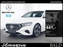 Weiss polarweiss Gebraucht 2023 Mercedes E220 Avantgarde Limousine | 45.880 € (Guter Preis)
