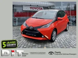 Pop orange cs Gebraucht 2015 Toyota Matrix X-play Kleinwagen | 9.290 €