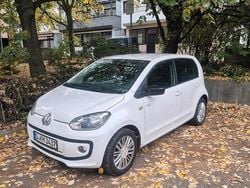 Weiß Gebraucht 2014 VW up! Kleinwagen | 4.800 € (Fairer Preis)