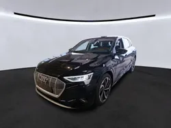 Brillantschwarz Gebraucht 2022 Audi e-tron Ambiente SUV | 31.525 €