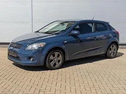 Clydeblau metallic Gebraucht 2010 Kia Ceed Kleinwagen | 2.980 € (Guter Preis)