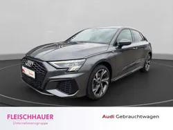 Grau Gebraucht 2022 Audi A3 Sportback e-tron S-Line Limousine | 26.480 € (Guter Preis)