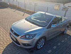 Silber Gebraucht 2009 Ford Focus Cabriolet Cabrio | 3.250 € (Fairer Preis)