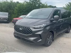 Grau Neu 2025 Ford Tourneo Custom Titanium Van / Kleinbus | 62.475 € (Etwas zu teuer)