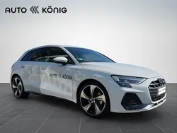 Weiß Gebraucht 2025 Audi A3 Sportback S-Line Limousine | 47.490 € (Teuer)