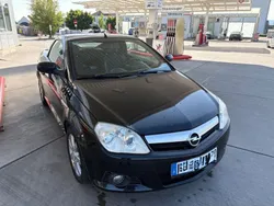 Schwarz Gebraucht 2006 Opel Tigra Cabrio | 1.799 € (Fairer Preis)