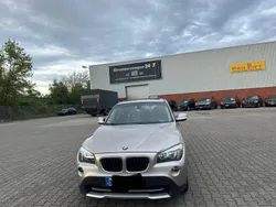Silber Gebraucht 2011 BMW X1 SUV | 7.900 €