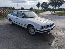 Weiß Gebraucht 1994 BMW 520 Limousine | 5.999 €