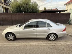 Gebraucht 2003 Mercedes C180 Elegance Limousine | 950 € (Superpreis)