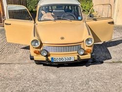 Gelb Gebraucht 1988 Trabant 601 Limousine | 6.901 €