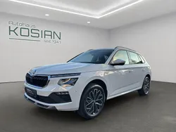 Weiß Gebraucht 2024 Skoda Kamiq Drive SUV | 25.890 € (Fairer Preis)