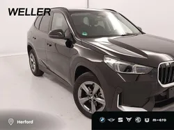 Schwarz ii (schwarz) Gebraucht 2024 BMW X1 Performance SUV | 38.685 € (Guter Preis)