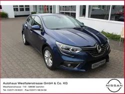Blau Gebraucht 2016 Renault Mégane IV Intens Limousine | 9.490 € (Fairer Preis)