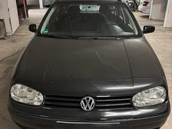 Blau Gebraucht 2004 VW Golf IV Kombi | 2.300 € (Etwas zu teuer)