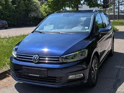 Blau Gebraucht 2017 VW Touran Sound Van / Kleinbus | 18.990 € (Guter Preis)
