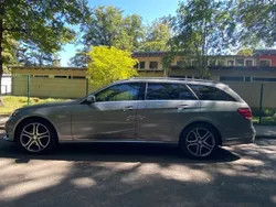 Grau Gebraucht 2016 Mercedes E250 Avantgarde Kombi | 19.800 € (Fairer Preis)