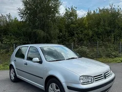 Silber Gebraucht 2002 VW Golf IV Kleinwagen | 650 € (Guter Preis)