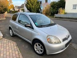 Silber Gebraucht 2000 Toyota Yaris Kleinwagen | 980 € (Superpreis)