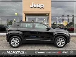 Schwarz Gebraucht 2024 Jeep Avenger Altitude SUV | 21.999 € (Fairer Preis)
