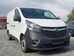 Weiß Gebraucht 2015 Opel Vivaro Van | 10.999 € (Fairer Preis)