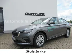 Graphite grau Gebraucht 2024 Skoda Scala Selection Kleinwagen | 27.490 € (Teuer)