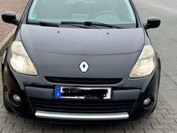 Schwarz Gebraucht 2012 Renault Clio IV Dynamique Limousine | 3.800 € (Guter Preis)