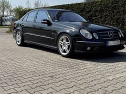 Schwarz Gebraucht 2004 Mercedes E55 AMG AMG Limousine | 24.990 € (Fairer Preis)