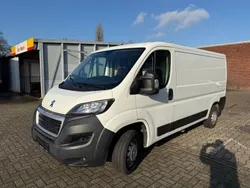 Weiß Gebraucht 2018 Peugeot Boxer Premium Van | 11.690 € (Superpreis)