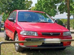 Rot Gebraucht 1997 Mazda 323 Kleinwagen | 1.300 €