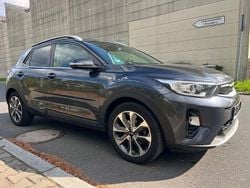 Schwarz Gebraucht 2017 Kia Stonic Platinum Edition SUV | 9.500 € (Fairer Preis)
