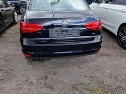 Schwarz Gebraucht 2015 VW Jetta Limousine | 9.500 € (Fairer Preis)