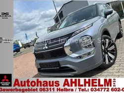 Grau Neu 2025 Mitsubishi Outlander P-HEV Top SUV | 56.790 € (Fairer Preis)